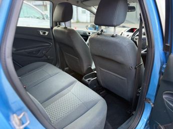 Ford Fiesta 1.25 Zetec Hatchback 5dr Petrol Manual (129 g/km, 81 bhp)