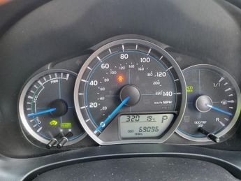 TOYOTA YARIS VVT-I TREND