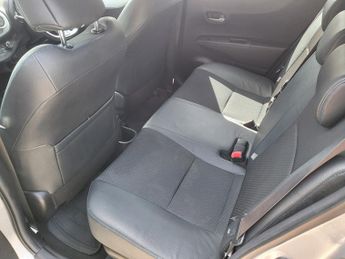 TOYOTA YARIS VVT-I TREND