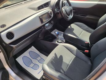 TOYOTA YARIS VVT-I TREND