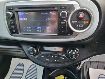 TOYOTA YARIS VVT-I TREND