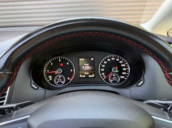 SEAT Alhambra 2.0 TDI FR Line DSG Euro 6 (s/s) 5dr