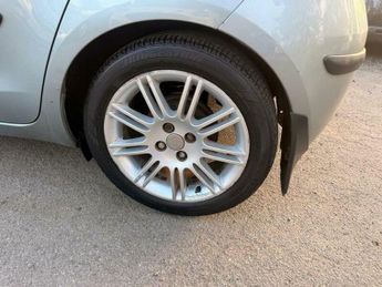 Toyota Yaris 1.4 D-4D SR Multimode 5dr