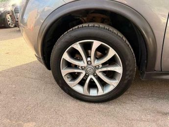 Nissan Juke 1.6 Tekna XTRON Euro 6 5dr