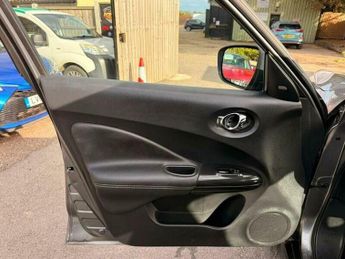 Nissan Juke 1.6 Tekna XTRON Euro 6 5dr
