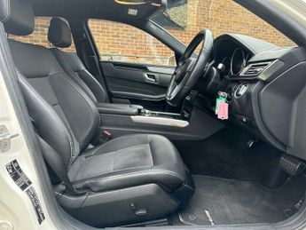 Mercedes E Class E300 BLUETEC HYBRID AMG SPORT
