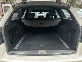 Mercedes E Class E300 BLUETEC HYBRID AMG SPORT
