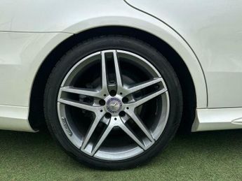 Mercedes E Class E300 BLUETEC HYBRID AMG SPORT