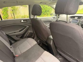 Hyundai I20 1.4 Premium SE Nav Hatchback 5dr Petrol Auto Euro 6 (100 ps)