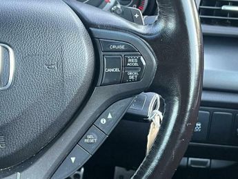 Honda Accord 2.2 i-DTEC ES GT Tourer 5dr Diesel Auto Euro 5 (150 ps)