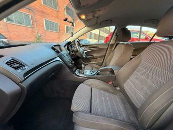 Vauxhall Insignia 2.0 CDTi ecoFLEX SRi Nav Euro 5 5dr
