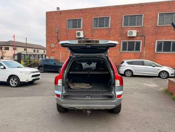 Volvo XC90 2.4 D5 Executive Geartronic 4WD Euro 5 5dr