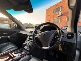 Volvo XC90 2.4 D5 Executive Geartronic 4WD Euro 5 5dr