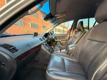 Volvo XC90 2.4 D5 Executive Geartronic 4WD Euro 5 5dr