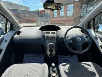 Toyota Yaris 1.33 Dual VVT-i TR MultiMode Euro 4 (s/s) 5dr