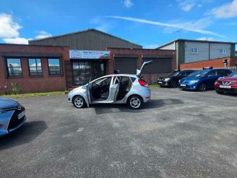 Ford Fiesta 1.6 Zetec Powershift Euro 5 5dr