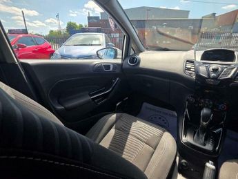 Ford Fiesta 1.6 Zetec Powershift Euro 5 5dr