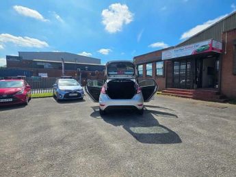 Ford Fiesta 1.6 Zetec Powershift Euro 5 5dr
