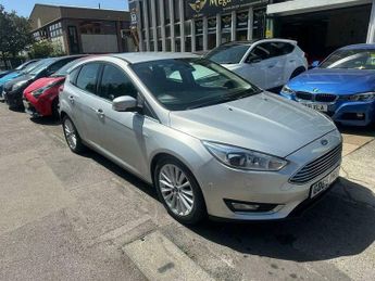 Ford Focus 1.0T EcoBoost Titanium X Euro 6 (s/s) 5dr