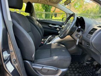 Toyota Auris 1.6 VVT-i TR 5dr