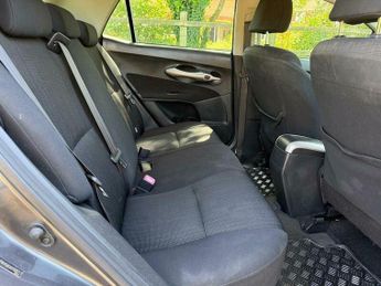 Toyota Auris 1.6 VVT-i TR 5dr