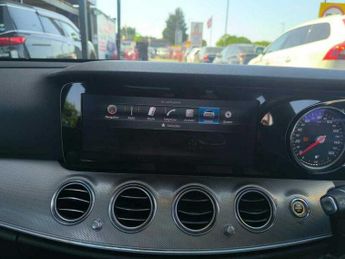Mercedes E Class E 220 D SE PREMIUM