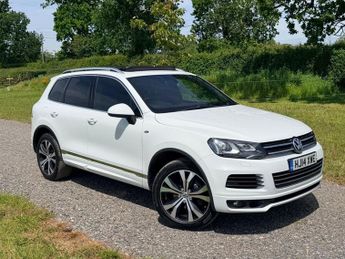 Volkswagen Touareg 3.0 TDI V6 BlueMotion Tech R-Line SUV 5dr Diesel Tiptronic 4WD E