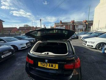 BMW 3 SERIES 3.0 330d Luxury Touring Auto Euro 5 (s/s) 5dr