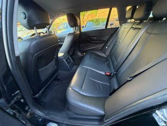BMW 3 SERIES 3.0 330d Luxury Touring Auto Euro 5 (s/s) 5dr