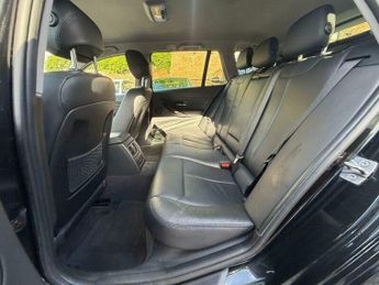 BMW 3 SERIES 3.0 330d Luxury Touring Auto Euro 5 (s/s) 5dr