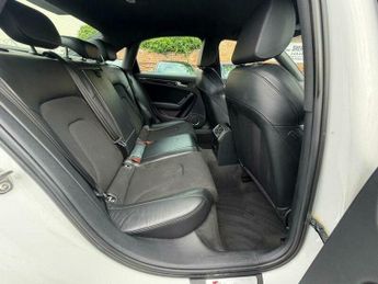 Audi A4 2.0 TDI Black Edition Multitronic Euro 6 (s/s) 4dr (Nav)
