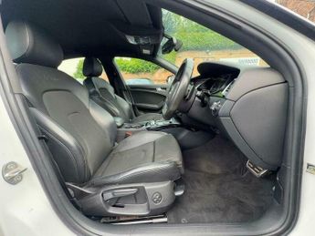 Audi A4 2.0 TDI Black Edition Multitronic Euro 6 (s/s) 4dr (Nav)