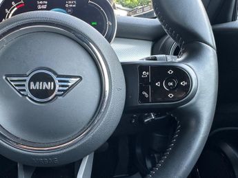 MINI Hatch 1.5 Cooper Exclusive Hatchback 3dr Petrol Steptronic Euro 6 (s/s