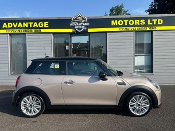 MINI Hatch 1.5 Cooper Exclusive Hatchback 3dr Petrol Steptronic Euro 6 (s/s