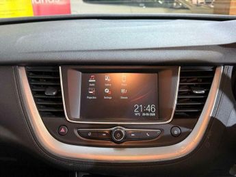 Vauxhall Grandland X 1.6 Turbo D BlueInjection SE Auto Euro 6 (s/s) 5dr