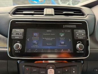 Nissan Leaf 40kWh N-Connecta Auto 5dr