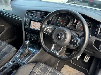 Volkswagen Golf 2.0 TDI BlueMotion Tech GTD DSG Euro 6 5dr 182BHP