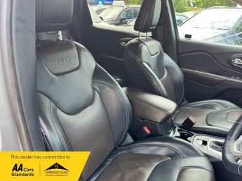 Jeep Cherokee M-JET II LIMITED 4WD Auto