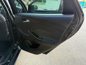 Ford Focus 1.6 Zetec Euro 5 5dr