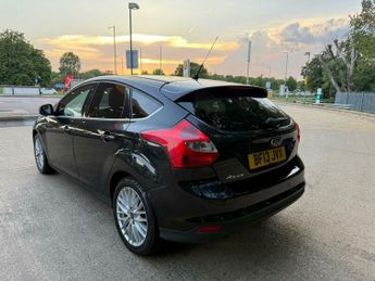 Ford Focus 1.6 Zetec Euro 5 5dr