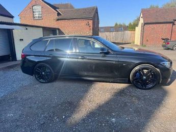 BMW 3 SERIES 2.0 320d M Sport Shadow Edition Touring Auto Euro 6 (s/s) 5dr