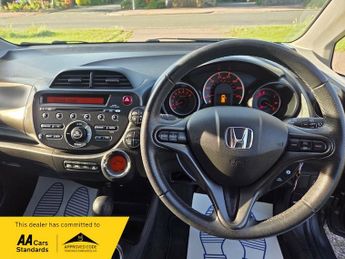 Honda Jazz I-VTEC ES PLUS