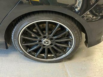 Mercedes-Benz A Class 2.1 A220d AMG Line (Premium Plus) 7G-DCT Euro 6 (s/s) 5dr