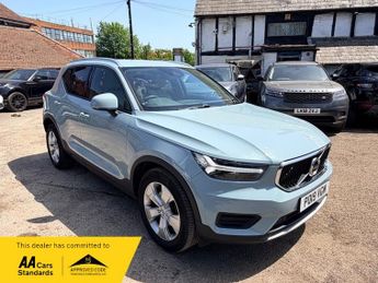Volvo XC40 D3 MOMENTUM AWD