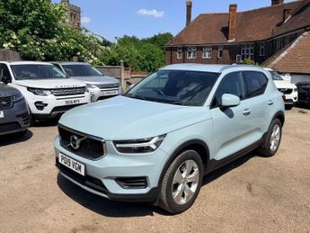 Volvo XC40 D3 MOMENTUM AWD
