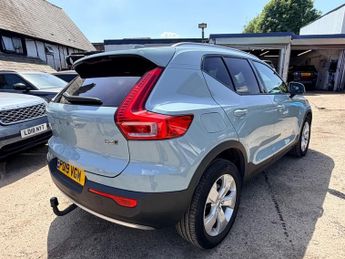 Volvo XC40 D3 MOMENTUM AWD