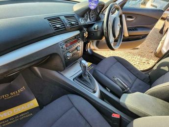BMW 1 SERIES 2.0 116i SE Steptronic Euro 5 5dr