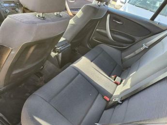 BMW 1 SERIES 2.0 116i SE Steptronic Euro 5 5dr