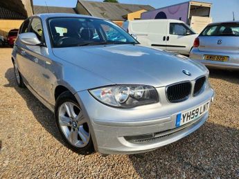 BMW 1 SERIES 2.0 116i SE Steptronic Euro 5 5dr