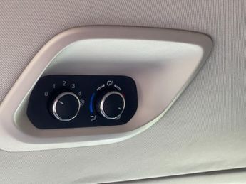 Ford Tourneo Custom 310 TITANIUM